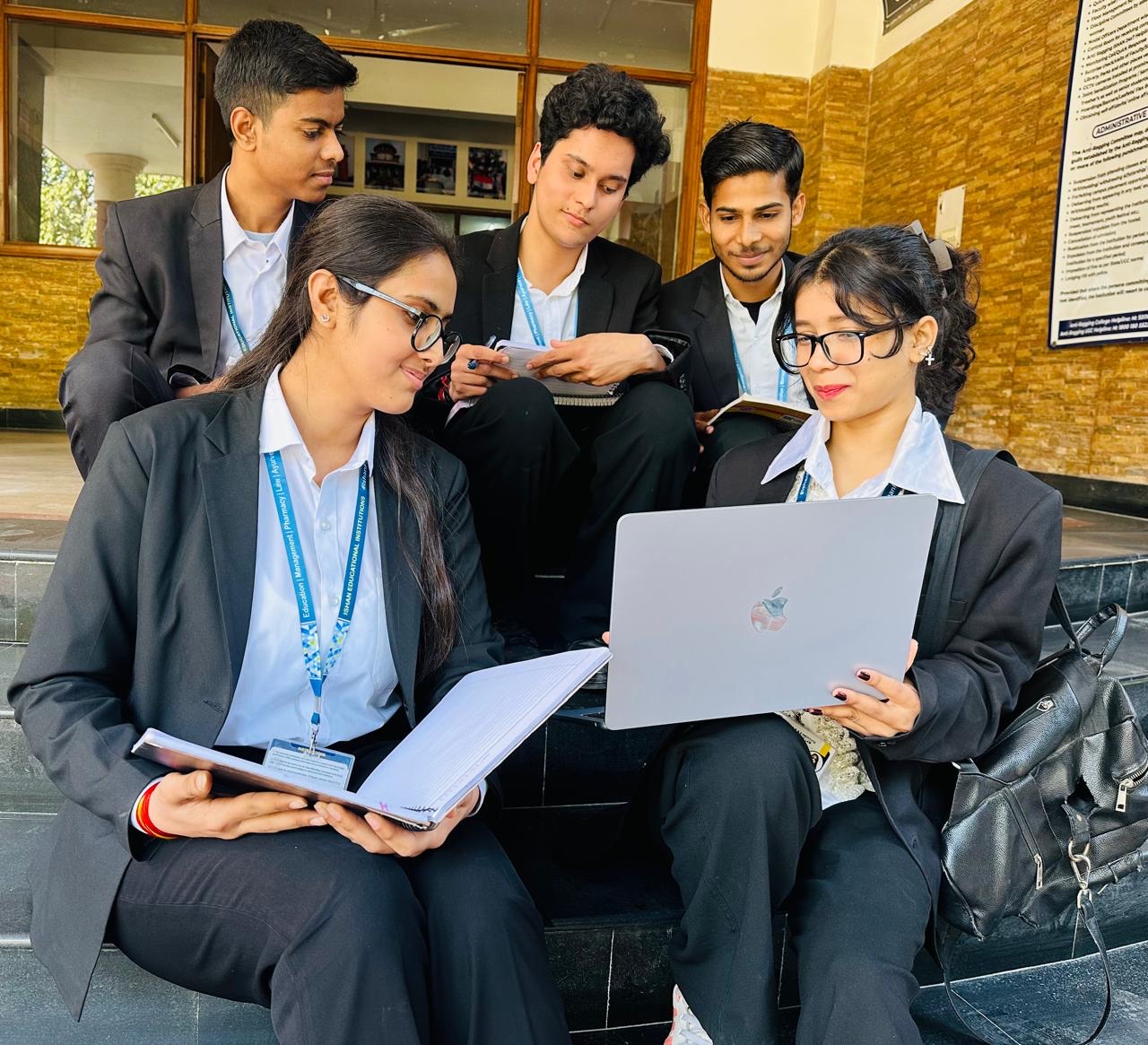 Hostel Facilities & Life